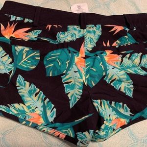 Roxy Shorts - Roxy Shorts Roxy Shorts - Roxy Shorts